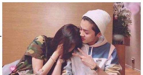 娱乐圈吃同一个瓜的明星,明星集体围观,揭秘幕后真相 第2张 娱乐圈吃同一个瓜的明星,明星集体围观,揭秘幕后真相 第2张